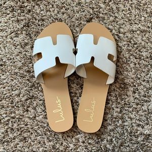 Lulu’s White Slide Sandals
